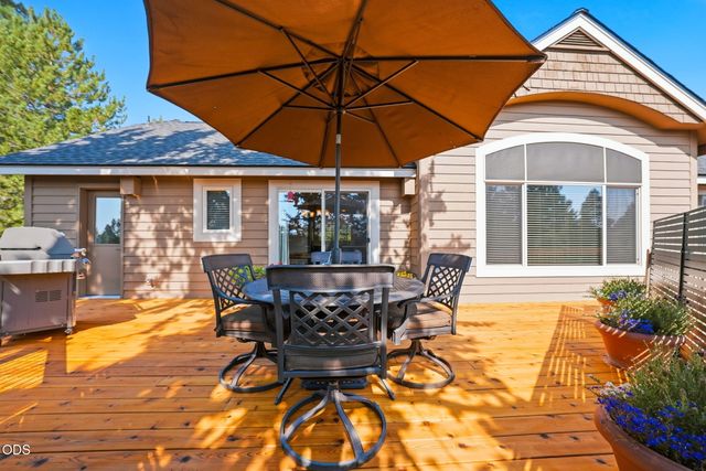 1287 NW City Heights Drive, Bend, OR 97703