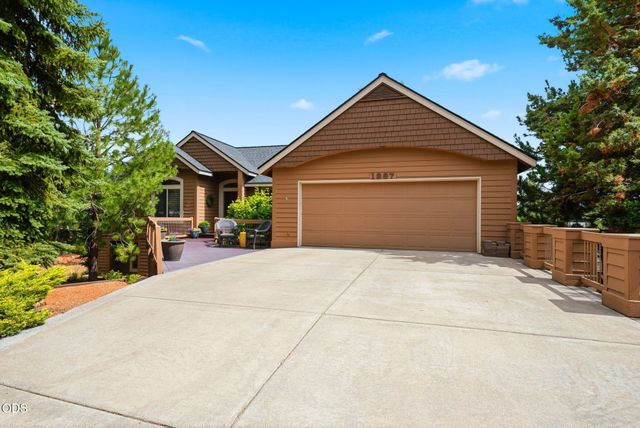 1287 NW City Heights Drive, Bend, OR 97703