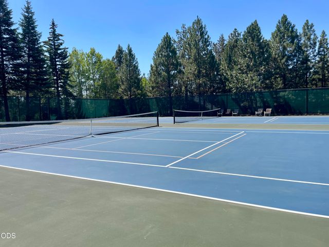1287 NW City Heights Drive, Bend, OR 97703
