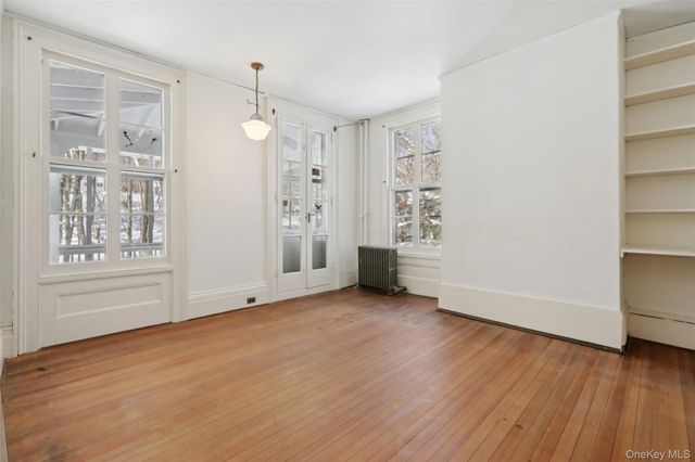 406 N Broadway, Nyack, NY 10960