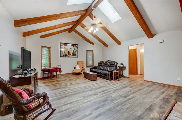 536 Queen Eleanor Court, Miamisburg, OH 45342