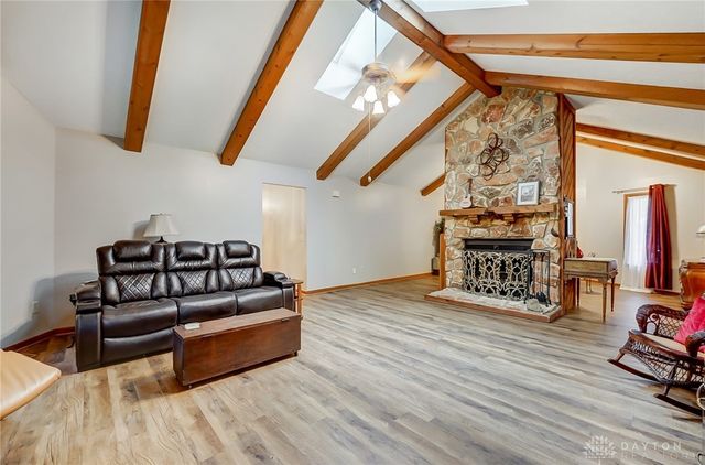 536 Queen Eleanor Court, Miamisburg, OH 45342