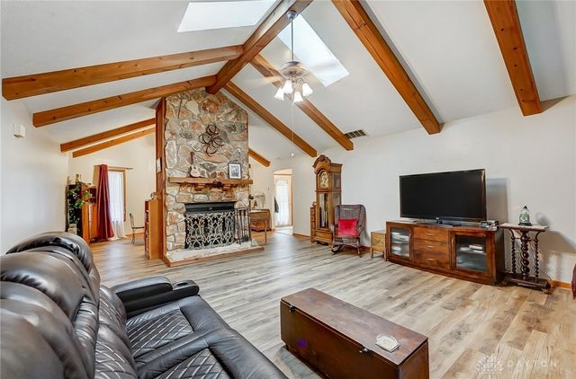 536 Queen Eleanor Court, Miamisburg, OH 45342