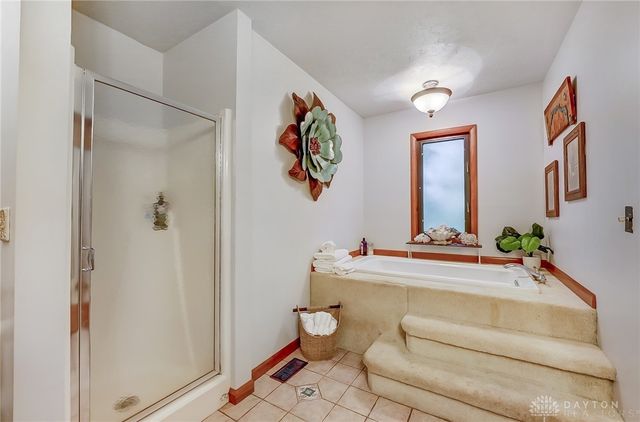 536 Queen Eleanor Court, Miamisburg, OH 45342