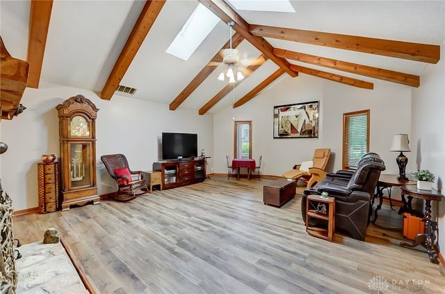 536 Queen Eleanor Court, Miamisburg, OH 45342