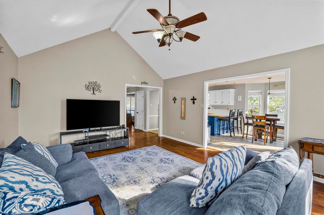 27 Sunflower Drive, Cabot, AR 72023