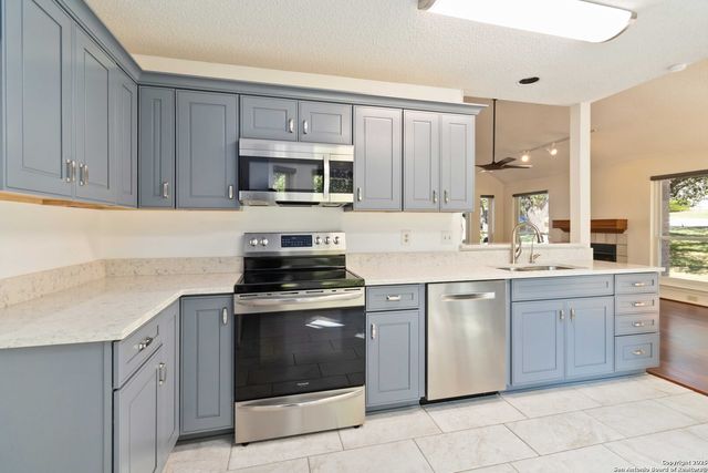 27014 Rocky Hollow, San Antonio, TX 78258