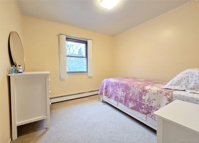 207 N Evergreen Drive, Selden, NY 11784