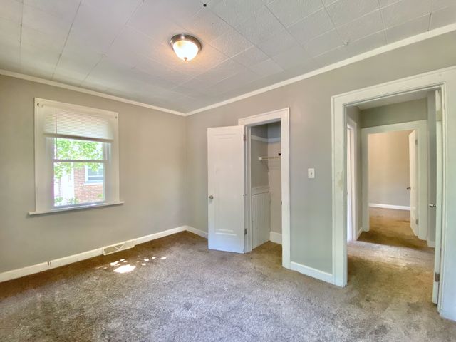 685 E 142nd Street, Dolton, IL 60419