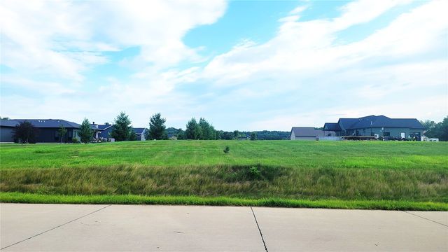 Lot 23 Feather Ridge Pass, Cedar Rapids, IA 52411