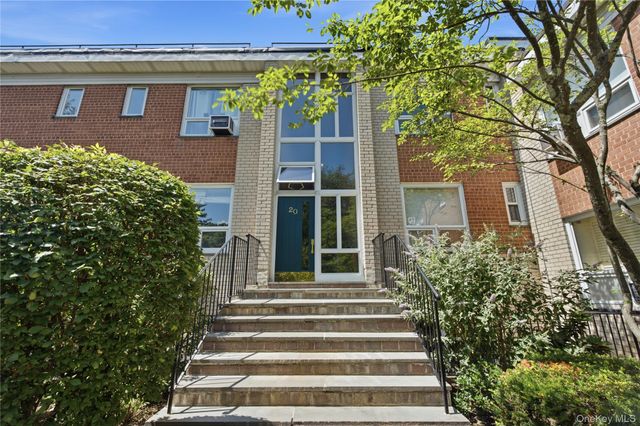 20 Channing Place 2L, Eastchester, NY 10709
