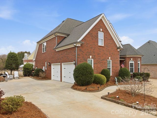 2289 Woodridge Drive, Fort Mill, SC 29715