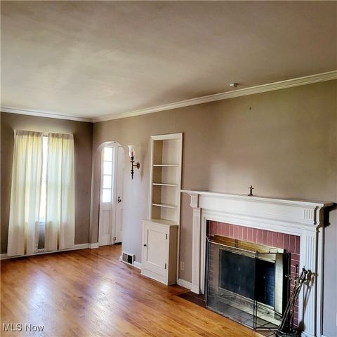 1357 W 2nd Street, Lorain, OH 44052