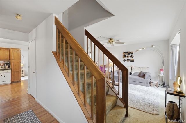 9293 Wildwood Lake Drive, Northfield Township, MI 48189