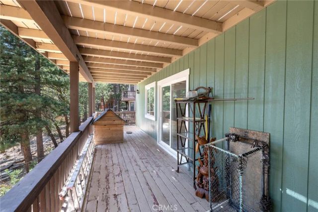 30979 Summit Drive, Running Springs, CA 92382