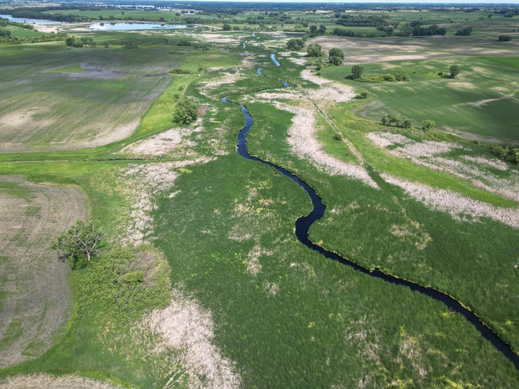- Lake Andrew Township, New London, MN 56273 — photo 2