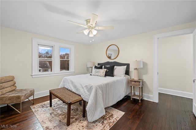 619 Tallmadge Road, Cuyahoga Falls, OH 44221