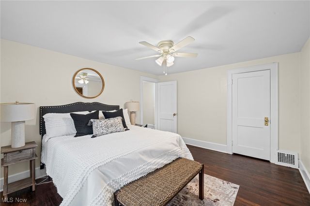 619 Tallmadge Road, Cuyahoga Falls, OH 44221