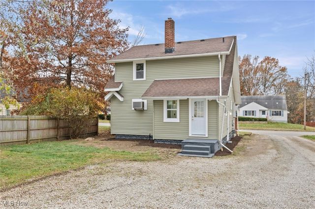 619 Tallmadge Road, Cuyahoga Falls, OH 44221