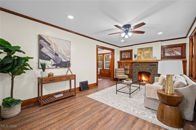 619 Tallmadge Road, Cuyahoga Falls, OH 44221