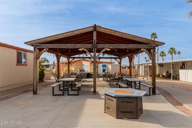 800 W APACHE Trail 77, Apache Junction, AZ 85120