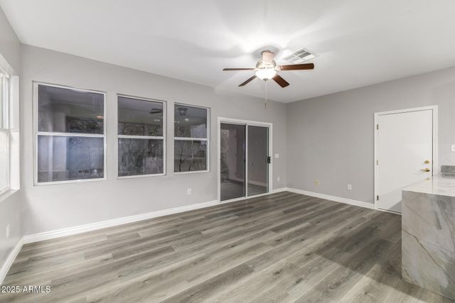 3006 W FERRUCCIO Place, Phoenix, AZ 85086