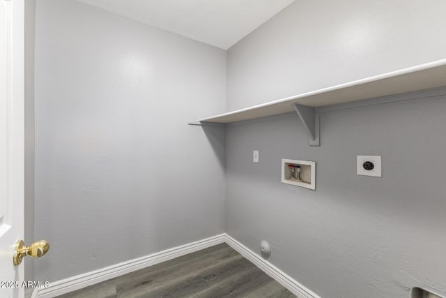 3006 W FERRUCCIO Place, Phoenix, AZ 85086