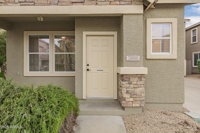 3006 W FERRUCCIO Place, Phoenix, AZ 85086