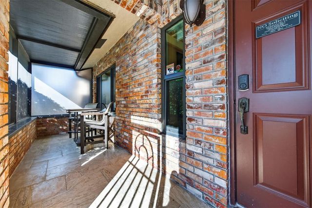 10975 NW 20th Drive, Coral Springs, FL 33071