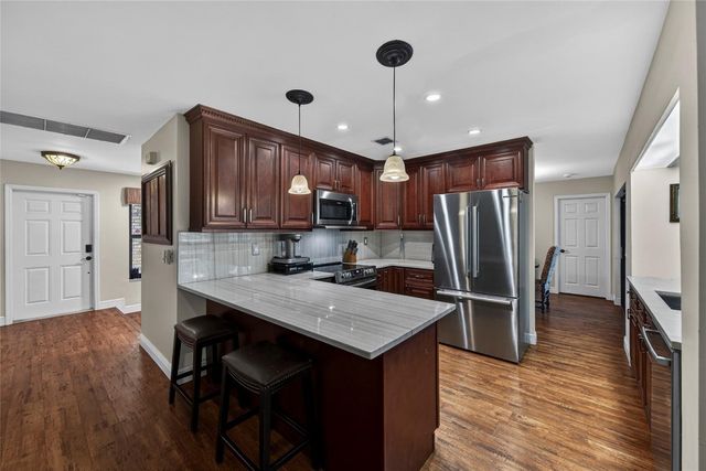 10975 NW 20th Drive, Coral Springs, FL 33071