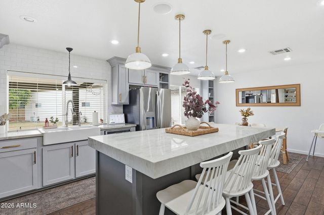 1115 E HUBER Street, Mesa, AZ 85203