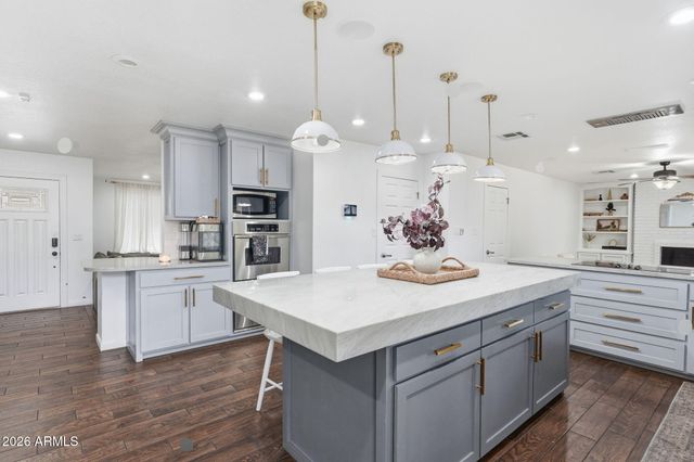 1115 E HUBER Street, Mesa, AZ 85203