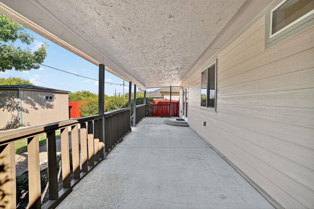 334 Avalanche Ave, Georgetown, TX 78626