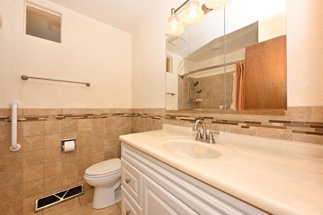 4745 Shasta DRIVE, Brookfield, WI 53045