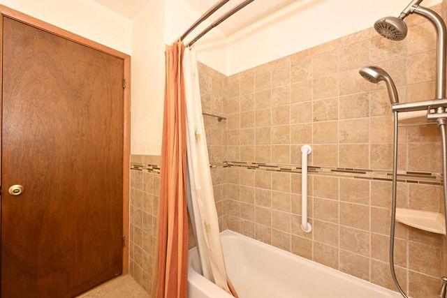 4745 Shasta DRIVE, Brookfield, WI 53045