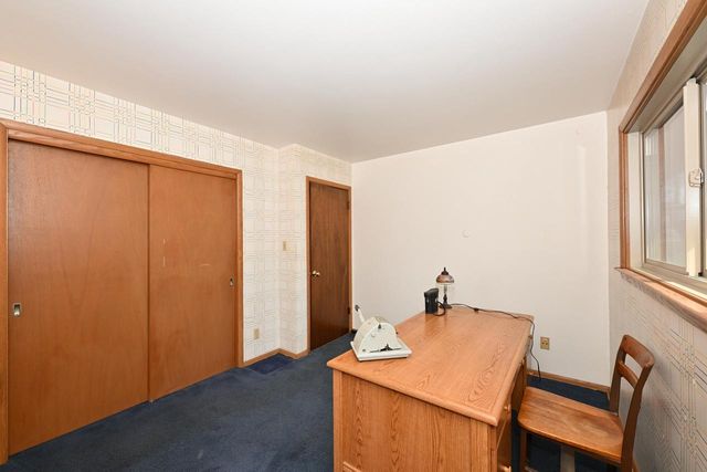 4745 Shasta DRIVE, Brookfield, WI 53045