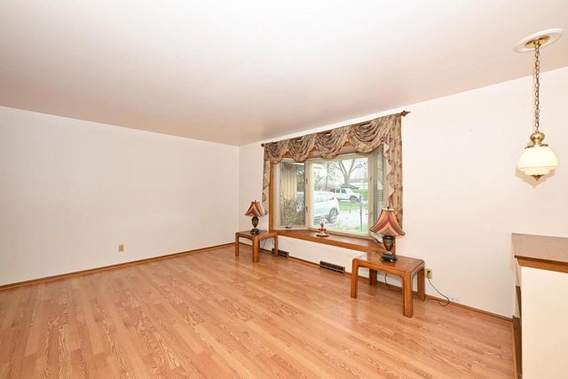 4745 Shasta DRIVE, Brookfield, WI 53045