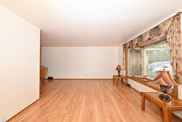 4745 Shasta DRIVE, Brookfield, WI 53045