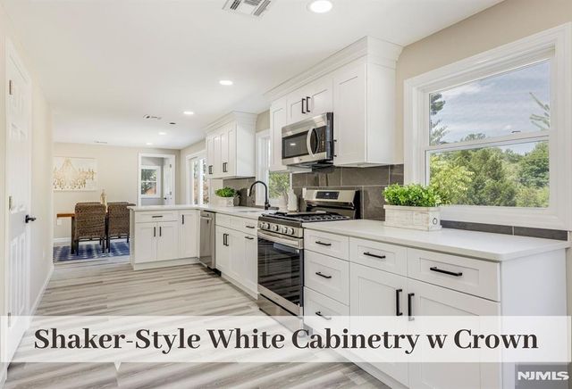 29 Salrit Avenue, Waldwick, NJ 07463