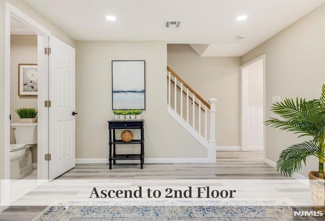 29 Salrit Avenue, Waldwick, NJ 07463