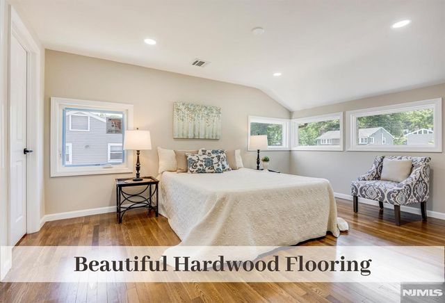 29 Salrit Avenue, Waldwick, NJ 07463