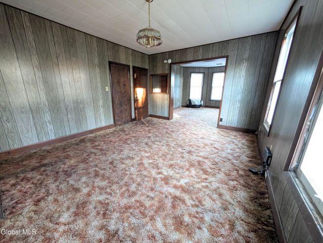 16 Paulding Street, Schenectady, NY 12308