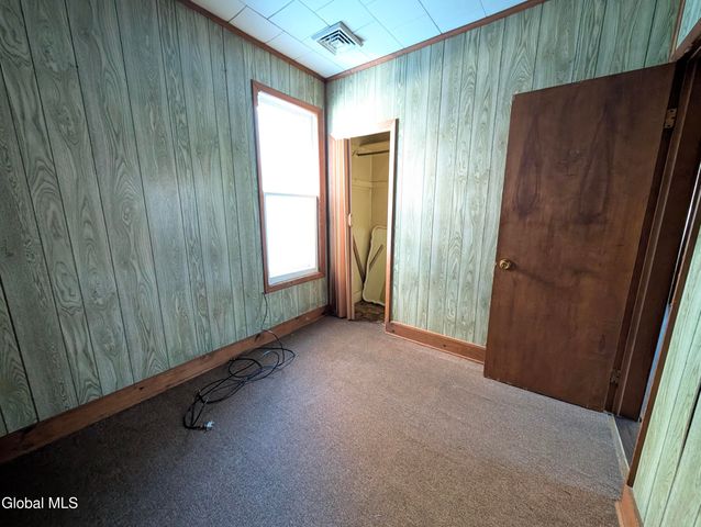 16 Paulding Street, Schenectady, NY 12308