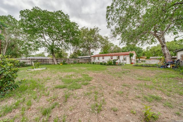 306 E Lindbergh Blvd, Universal City, TX 78148