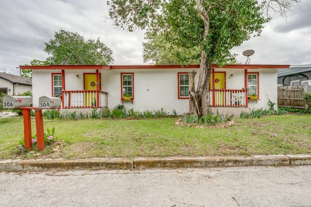 306 E Lindbergh Blvd, Universal City, TX 78148