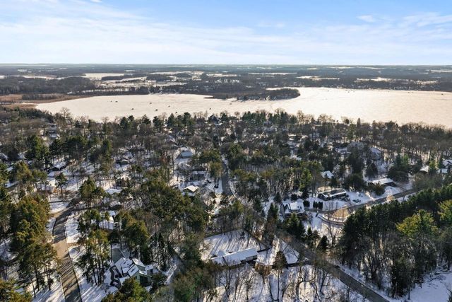 N4412 Wolff Road, Cambridge, WI 53523