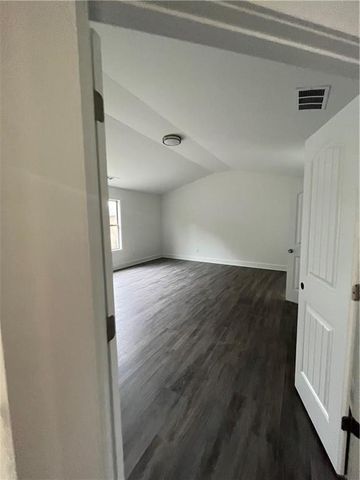 1404 Slate Bend Drive, Dacula, GA 30019