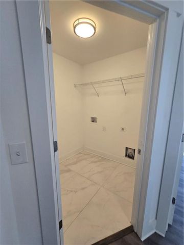1404 Slate Bend Drive, Dacula, GA 30019