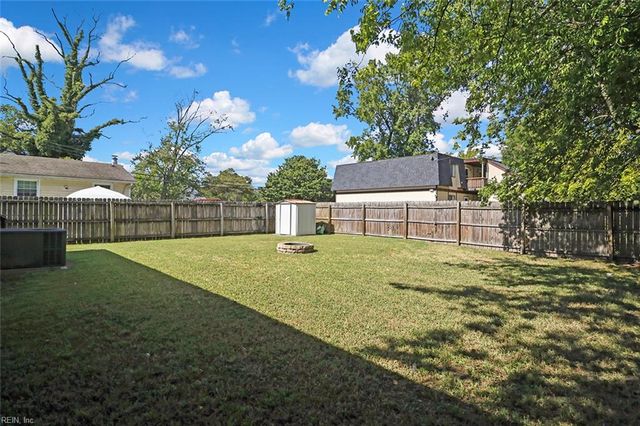 2403 Shell RD, Hampton, VA 23661