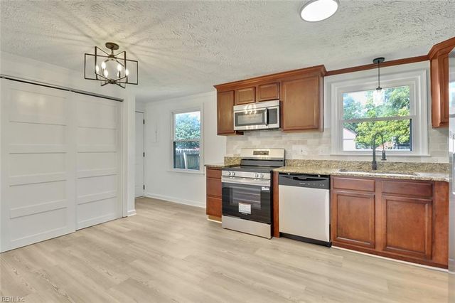 2403 Shell RD, Hampton, VA 23661
